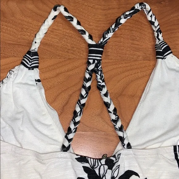 NWOT Sky Leather Waist Band Flowy Tank